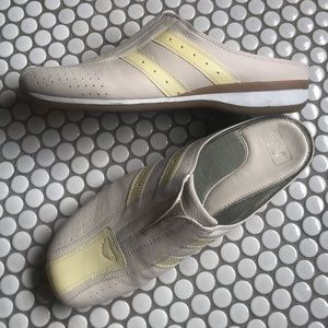 Women’s White Leather slides